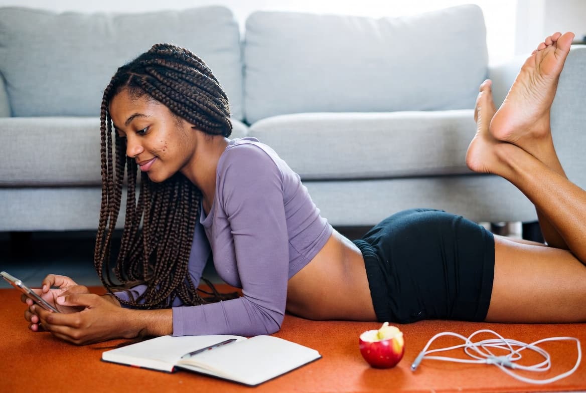Staying anonymous: what never belongs in your profile